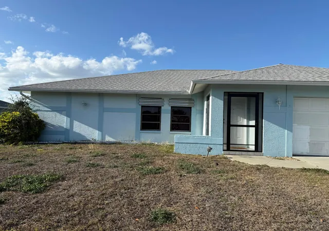 Photo 1 of Single family home for sale at 319 Se 27th Street, Cape Coral, FL 33904 | MLS# B26014015 | Listing updated on 2026-10-08