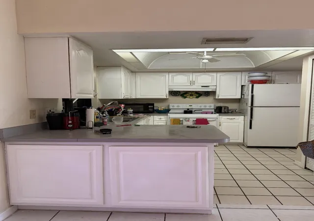 Photo 4 of Single family home for sale at 319 SE 27th Street, Cape Coral, FL 33904 | MLS# B26014015 | Listing updated on 2026-10-08