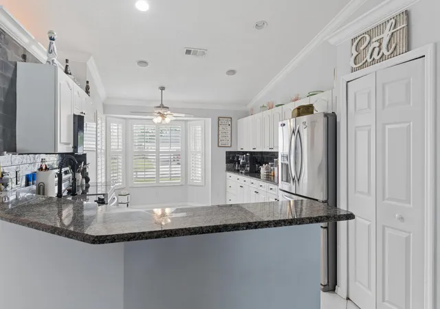 5th image of 5317 Nw South Lanett Cir, Port St Lucie, FL 34986 | MLS# B26014086