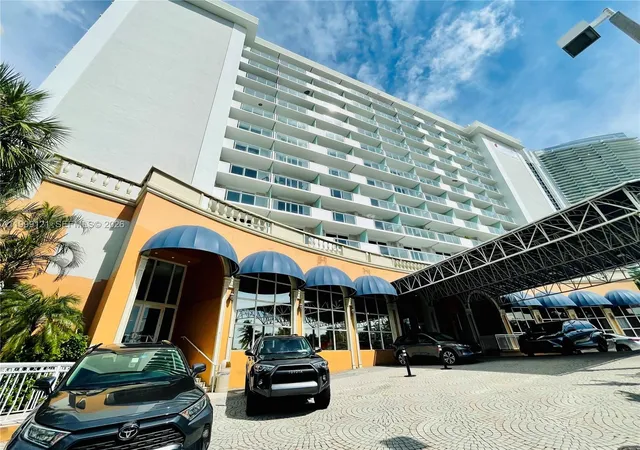 16th image of 19201 Collins Ave #504, Sunny Isles Beach, FL 33160 | MLS# A11999121