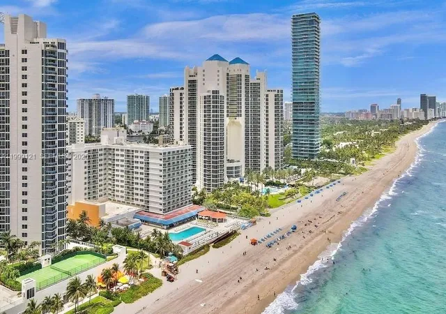 2nd image of 19201 Collins Ave #504, Sunny Isles Beach, FL 33160 | MLS# A11999121