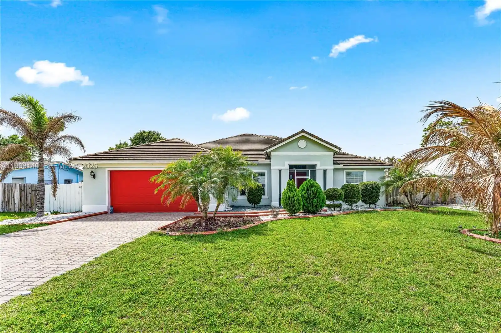 Photo 1 of Single family home for sale at 898 Sw Curtis St, Port Saint Lucie, FL 34983 | MLS# A11999140 | Listing updated on 2026-10-25