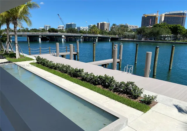 29th image of 9521 E Bay Harbor Dr #605, Bay Harbor Islands, FL 33154 | MLS# A11999339