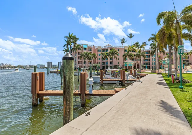 Homes for sale in Boca Raton, FL | 120 Se 5th Ave #Apt 128, Boca Raton, FL 33432 | MLS# B26014335