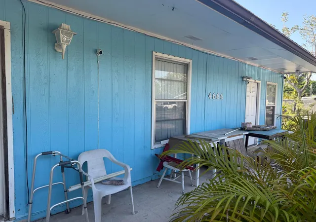 Photo 2 of Single family home for sale at 4666 E Holt, West Palm Beach, FL 33415 | MLS# B26014382 | Listing updated on 2026-09-23