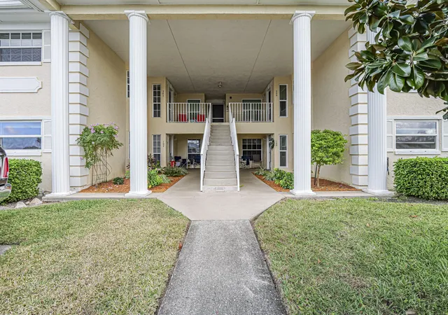 Homes for sale in Vero Beach, FL | 700 Lake Orchid Cir #209, Vero Beach, FL 32962 | MLS# B26014432