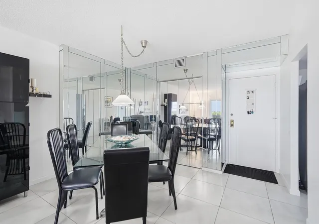 Photo 3 of Condo for sale at 4330 Hillcrest Dr #804, Hollywood, FL 33021 | MLS# B26014460 | Listing updated on 2026-09-23