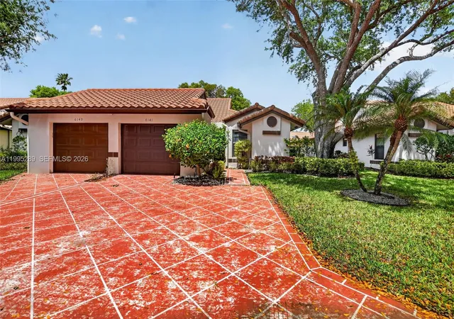 Homes for sale in Delray Beach, FL | 6141 Se Sunny Pointe Cir, Delray Beach, FL 33484 | MLS# A11995289
