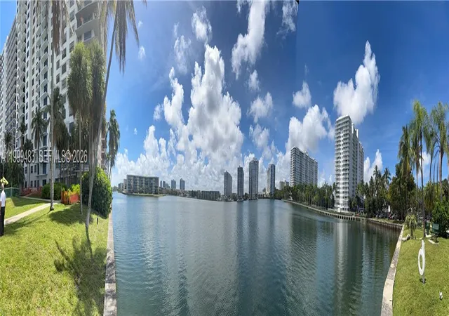 4th image of 18151 Ne 31St Ct #505, North Miami Beach, FL 33160 | MLS# A11999483
