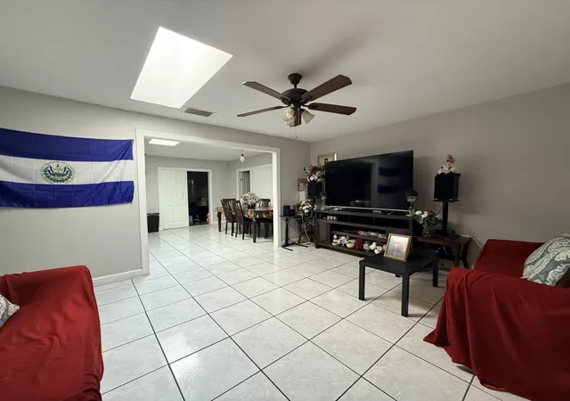 Photo 3 of Single family home for sale at 4904 Myrtle Dr, Fort Pierce, FL 34982 | MLS# B26014536 | Listing updated on 2026-09-23