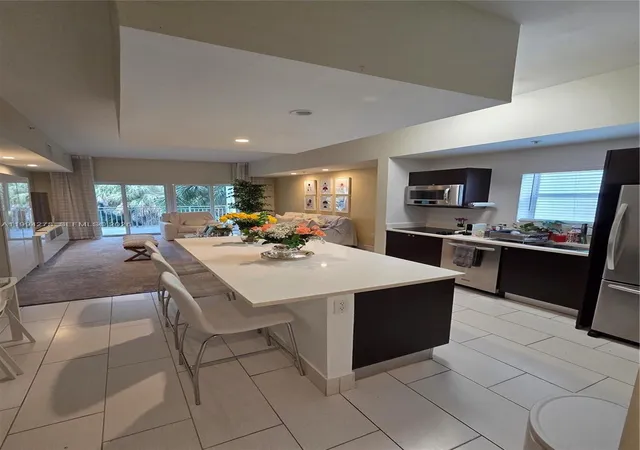 5th image of 5300 Nw 87Th Ave #416, Doral, FL 33178 | MLS# A11994278