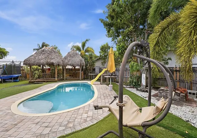 2nd image of 5301 Sw 29th Wy, Fort Lauderdale, FL 33312 | MLS# B26014683