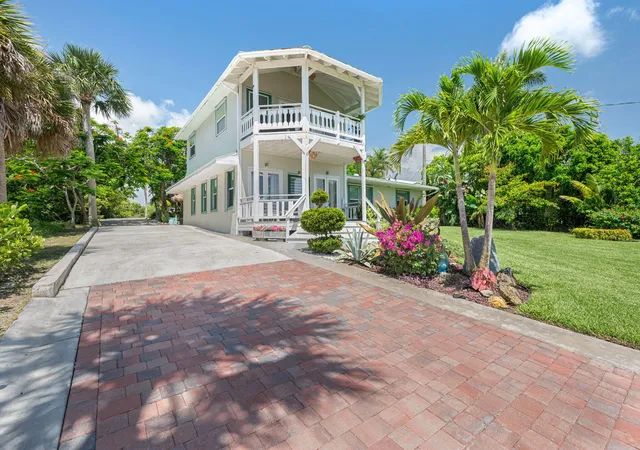 Photo 2 of Single family home for sale at 12417 S Indian River Dr, Jensen Beach, FL 34957 | MLS# B26014757 | Listing updated on 2026-10-07