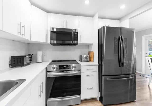 Listing Photo 5 - Condo for sale in building located at 1032 Ventnor H Crescent, Deerfield Beach, FL 33442 - Unit #H