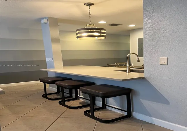 4th image of 808 Sw 147Th Ave #3608, Pembroke Pines, FL 33027 | MLS# A12000110