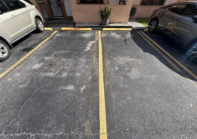 2nd image of 7891 W 29Th Wy, Hialeah, FL 33018