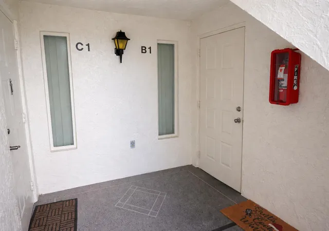 3rd image of 1118 Green Pine Blvd #B1, West Palm Beach, FL 33409 | MLS# B26014950