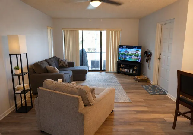 4th image of 1118 Green Pine Blvd #B1, West Palm Beach, FL 33409 | MLS# B26014950