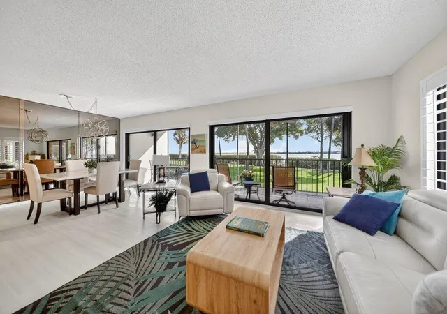 Homes for sale in Hutchinson Island, FL | 218 Ne Edgewater Dr #218, Hutchinson Island, FL 34996 | MLS# B26015027