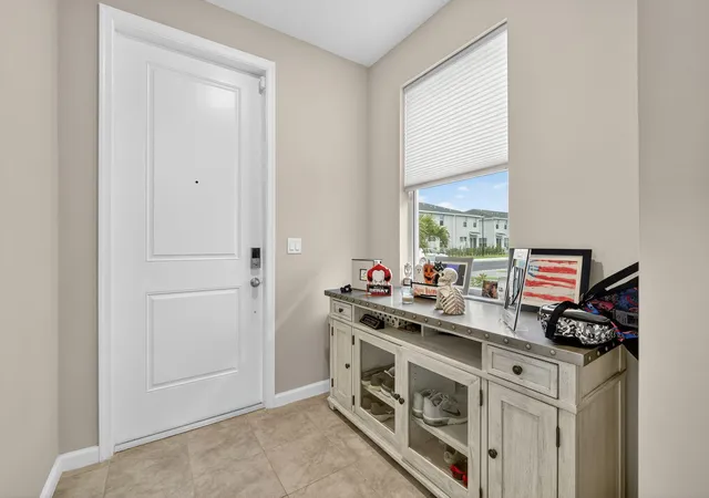 Photo 3 of Townhouse for sale at 5672 Se Edgewater Cir, Stuart, FL 34997 | MLS# B26015056 | Listing updated on 2026-09-23