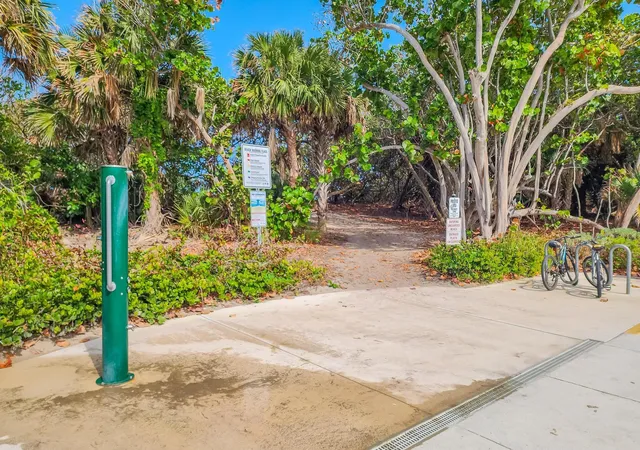 2nd image of 2929 Se Ocean Blvd, Stuart, FL 34996
