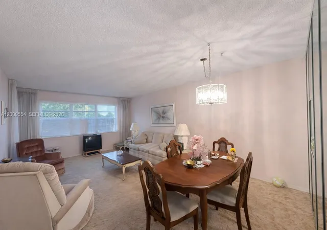 5th image of 410 Se 2Nd St #305, Hallandale Beach, FL 33009 | MLS# A12000554