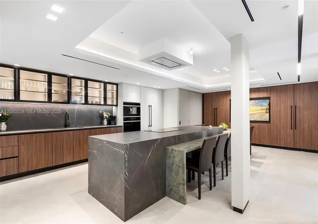 2nd image of (Undisclosed), Sunny Isles Beach, FL 33160 | MLS# A12000258