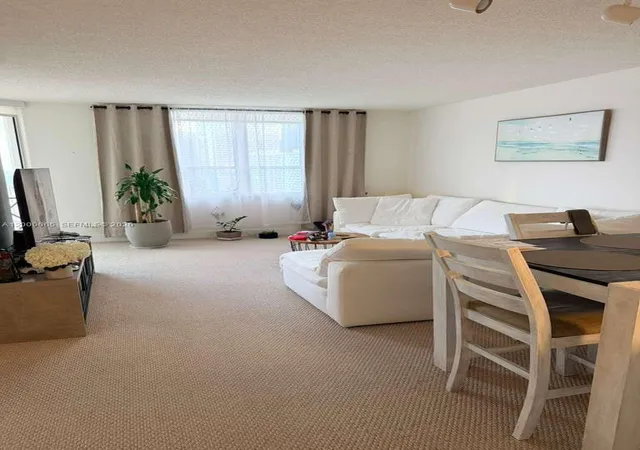 5th image of 701 Brickell Key Blvd #1501, Miami, FL 33131 | MLS# A12000665
