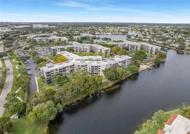 1st image of 900 Colony Point Cir #317, Pembroke Pines, FL 33026 | MLS# A12000730
