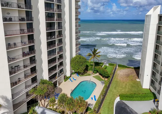 56th image of 5420 N Ocean Dr #1201, Singer Island, FL 33404 | MLS# B26015225