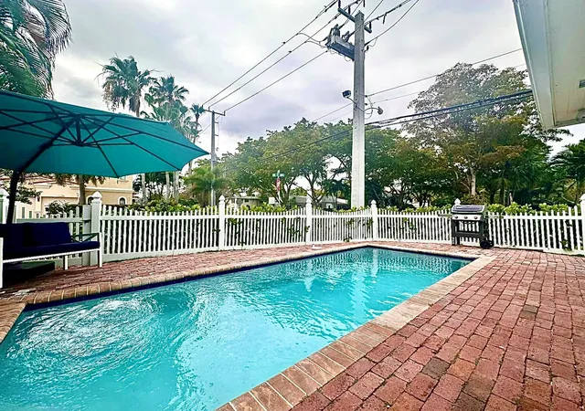 Homes for sale in Fort Lauderdale, FL | 1742 Ne 7th St, Fort Lauderdale, FL 33304 | MLS# B26015237