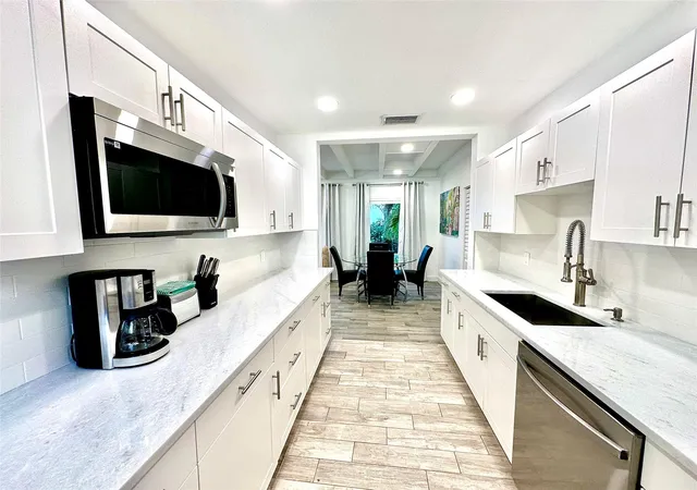 Homes for sale in Fort Lauderdale, FL | 1742 Ne 7Th St, Fort Lauderdale, FL 33304 | MLS# B26015237