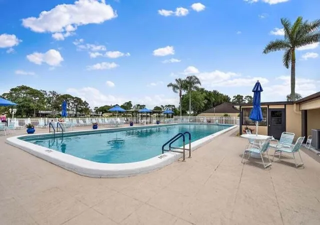Homes for sale in Greenacres, FL | 441 Pine Glen Ln #D-2, Greenacres, FL 33463 | MLS# B26015434