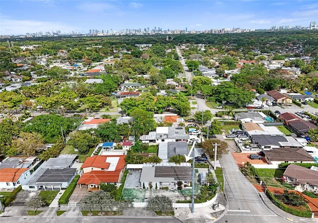 5th image of 1991 Sw 62Nd Ave, West Miami, FL 33155 | MLS# A11991694