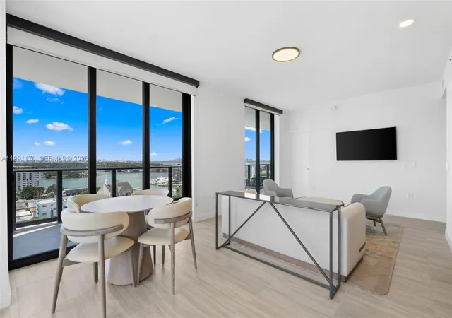 5th image of 580 72nd St, Miami Beach, FL 33141