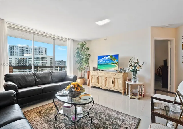 3rd image of 19101 Ne 36Th Ct #1602, Aventura, FL 33180 | MLS# A12000065