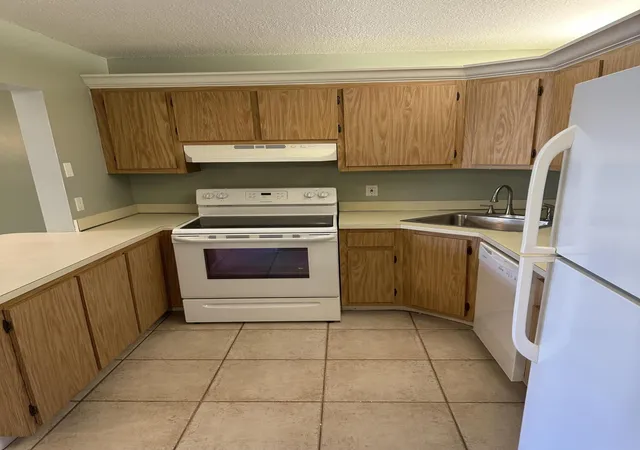 Photo 4 of Condo for sale at 436 Pine Glen Ln #D-1, Greenacres, FL 33463 | MLS# B26015645 | Listing updated on 2026-09-23