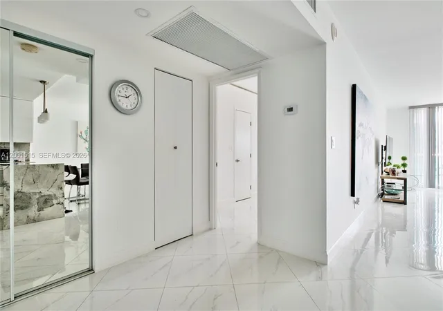 5th image of 19370 Collins Ave #1406, Sunny Isles Beach, FL 33160 | MLS# A12001515
