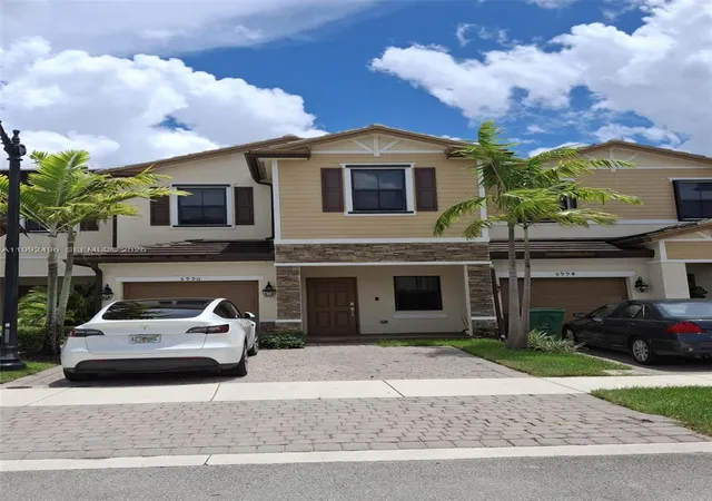 2nd image of 5990 Mustang Manor, Davie, FL 33314 | MLS# A11992496