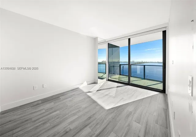 Homes for sale in Miami, FL | 460 Ne 28Th St #2707, Miami, FL 33137 | MLS# A12001622