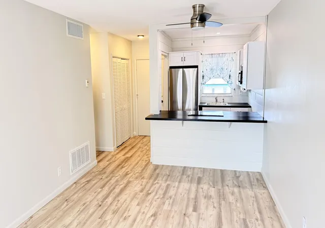 Homes for sale in Boynton Beach, FL | 1114 Lake Ter #205, Boynton Beach, FL 33426 | MLS# B26015794