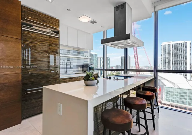 3rd image of 1100 Biscayne Blvd #2105, Miami, FL 33132 | MLS# A12000671