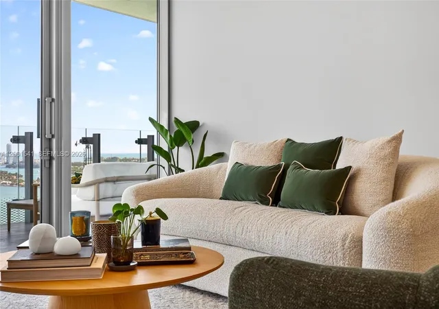 Homes for sale in Miami, FL | 700 Ne 26 Ter #3602, Miami, FL 33137 | MLS# A12001541