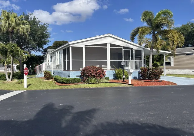 Photo 2 of Manufactured home for sale at 6950 Nw 44th Avenue, Coconut Creek, FL 33073 | MLS# B26015839 | Listing updated on 2026-10-02