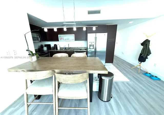 4th image of 950 Brickell Bay Dr, Miami, FL 33131