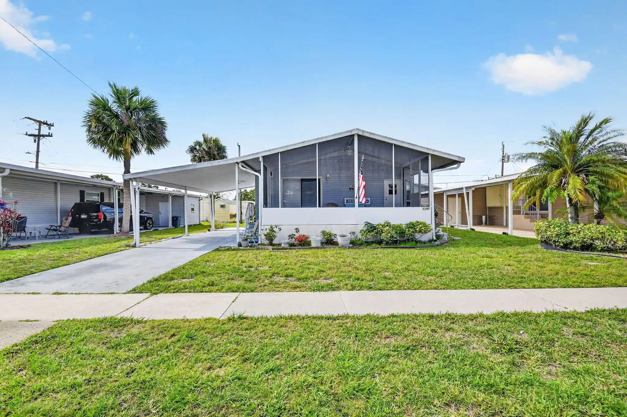 Photo 1 of Manufactured home for sale at 4290 Meadow View Dr, Boynton Beach, FL 33436 | MLS# B26015910 | Listing updated on 2026-10-27