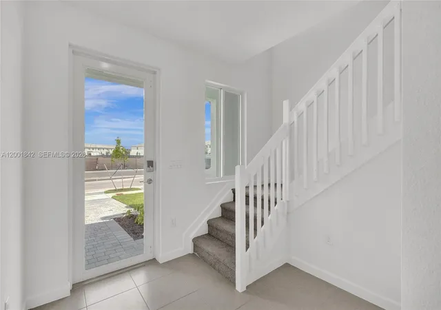Homes for sale in Homestead, FL | 732 Se 13Th Ct #732, Homestead, FL 33034 | MLS# A12001842