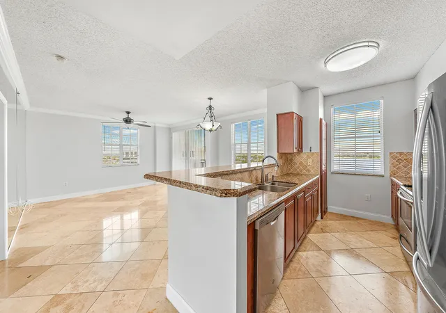 2nd image of 616 Clearwater Park Rd #913, West Palm Beach, FL 33401 | MLS# B26015978