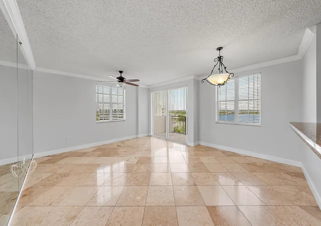 5th image of 616 Clearwater Park Rd #913, West Palm Beach, FL 33401 | MLS# B26015978