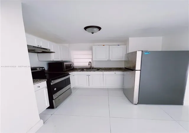 10th image of 870 Nw 87th Ave #110, Miami, FL 33172 | MLS# A12001922